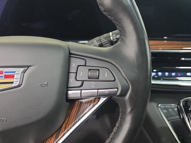 Used 2022 Cadillac Escalade Premium Luxury image 18