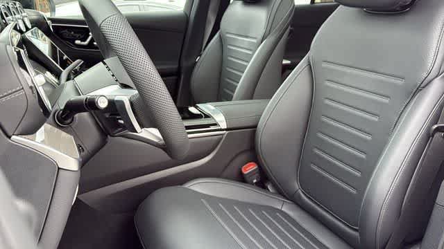 Certified 2026 Mercedes-Benz GLC 350e 4MATIC image 27