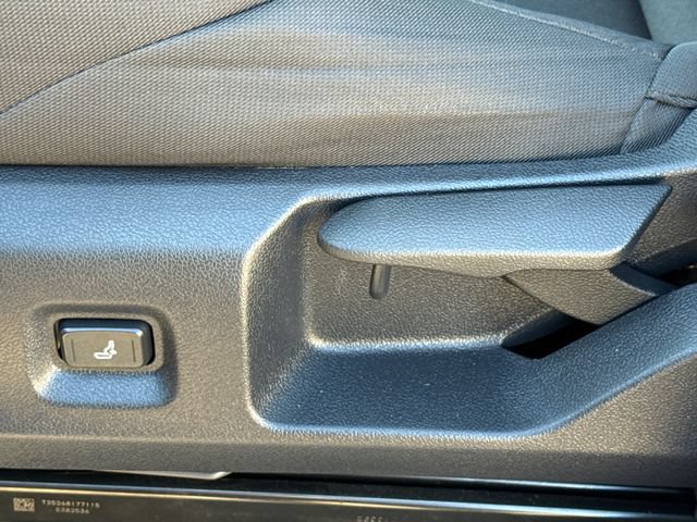 Used 2026 Toyota Tacoma SR AWD/4WD image 18