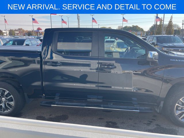 Used 2025 Chevrolet Silverado 1500 LT AWD/4WD image 6