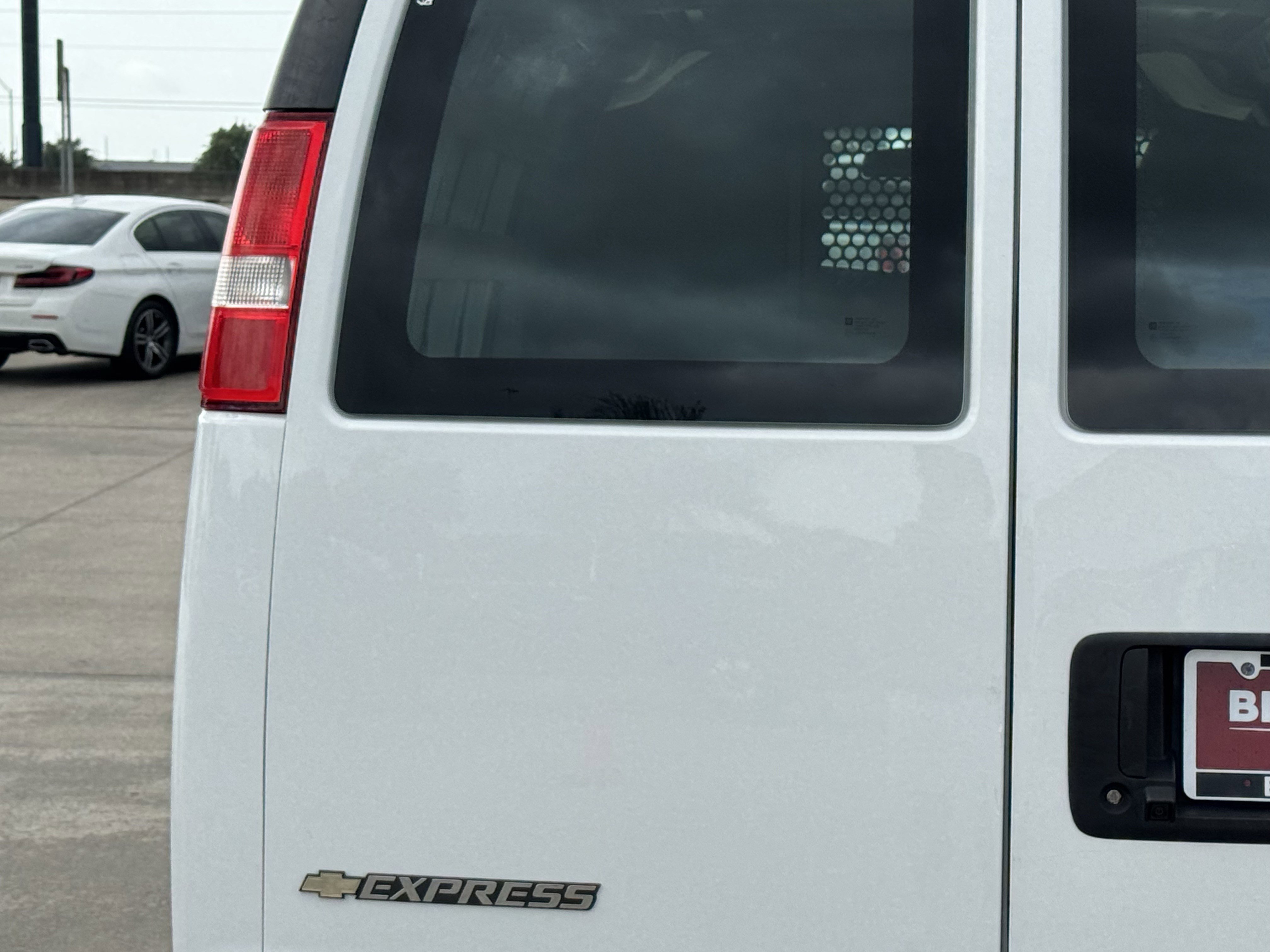 Used 2024 Chevrolet Express 2500 w/ Driver Convenience Package RWD image 11