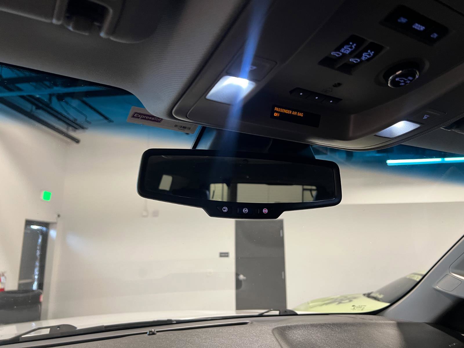 Used 2015 GMC Yukon SLT w/ Open Road Package image 22