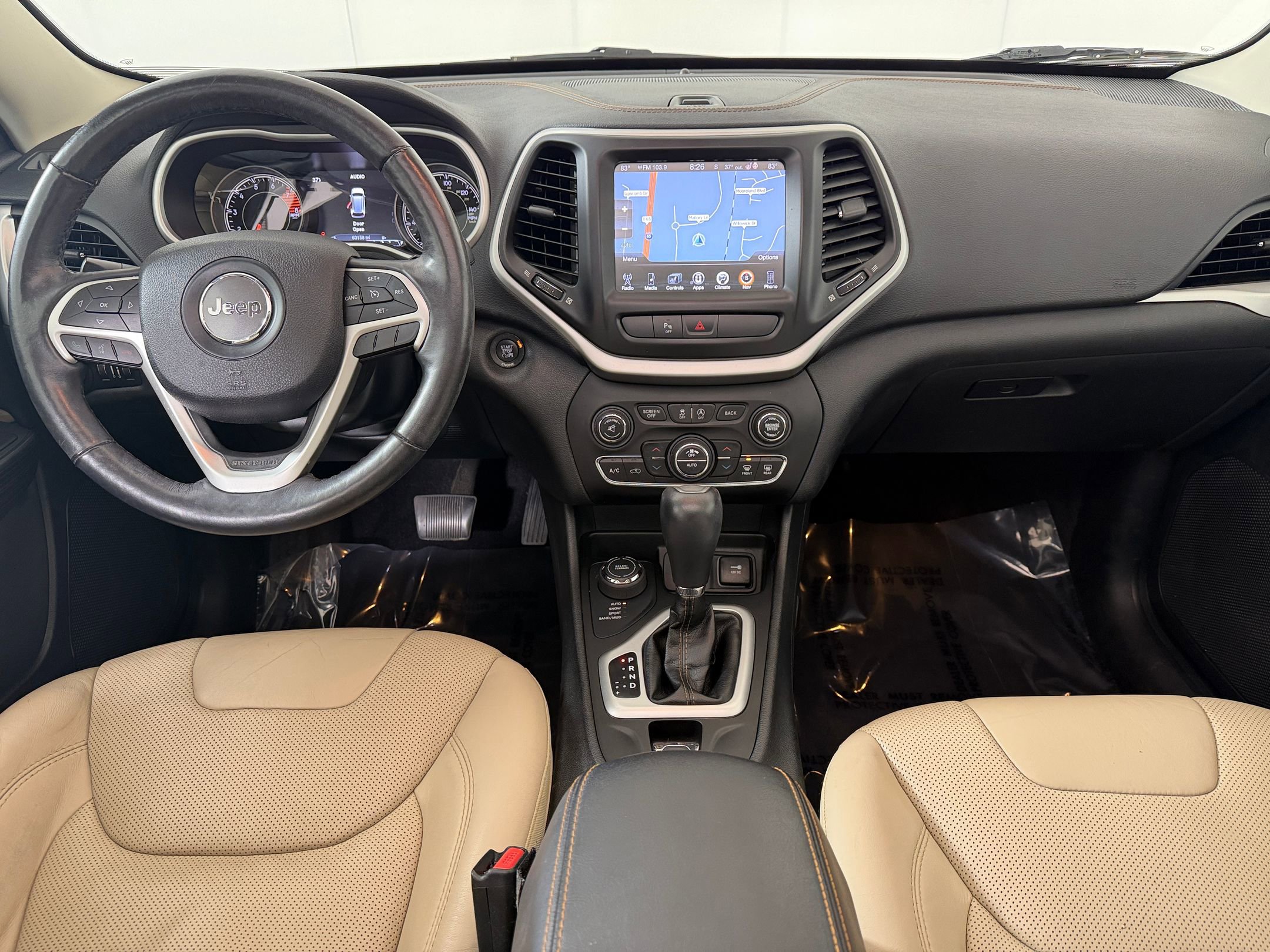 Used 2016 Jeep Cherokee Limited w/ Luxury Group image 32