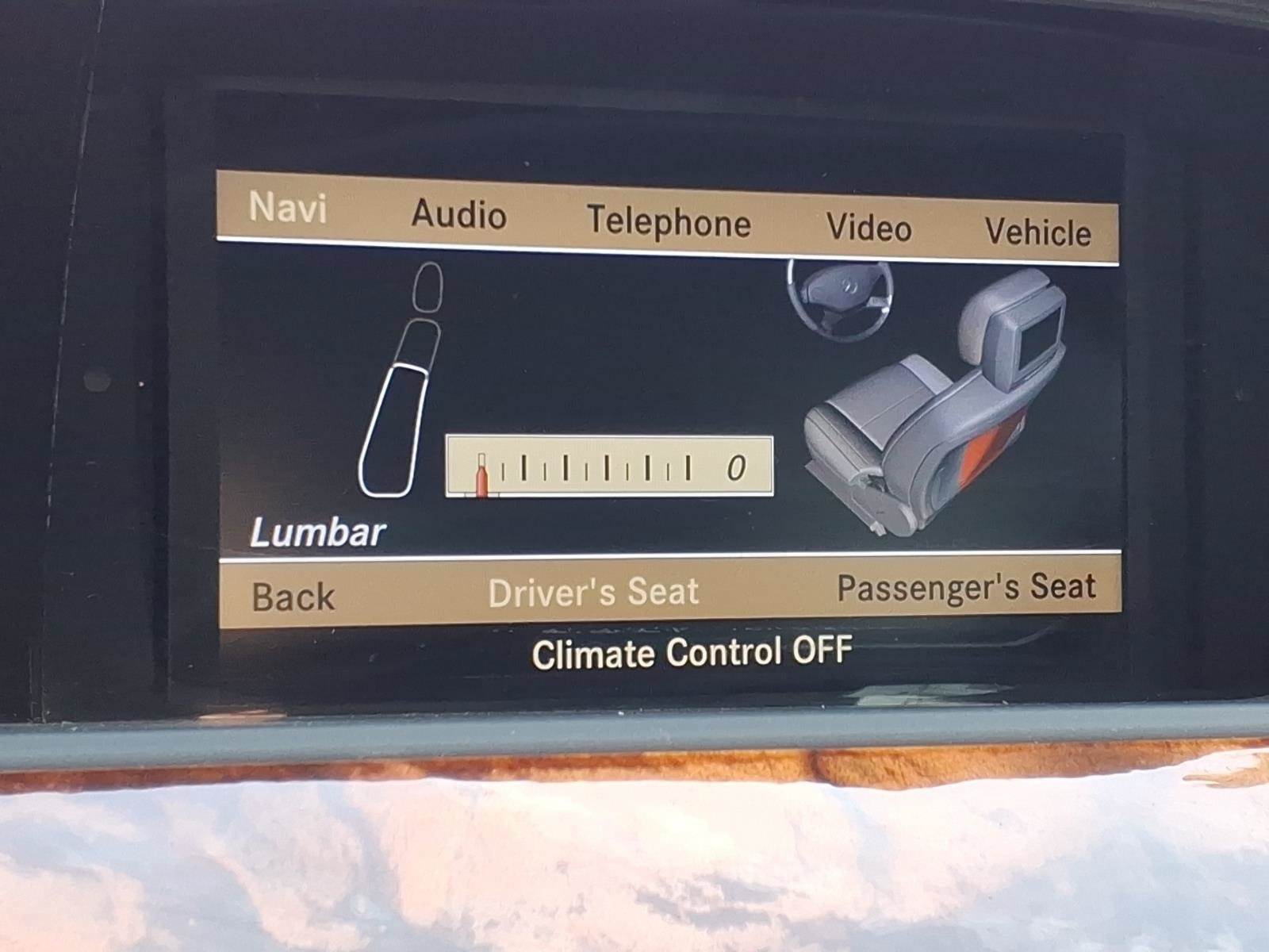 Used 2011 Mercedes-Benz S 550 4MATIC image 10