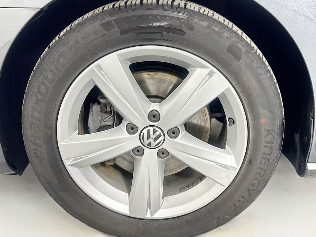 Used 2015 Volkswagen Passat 1.8T Limited Edition image 39