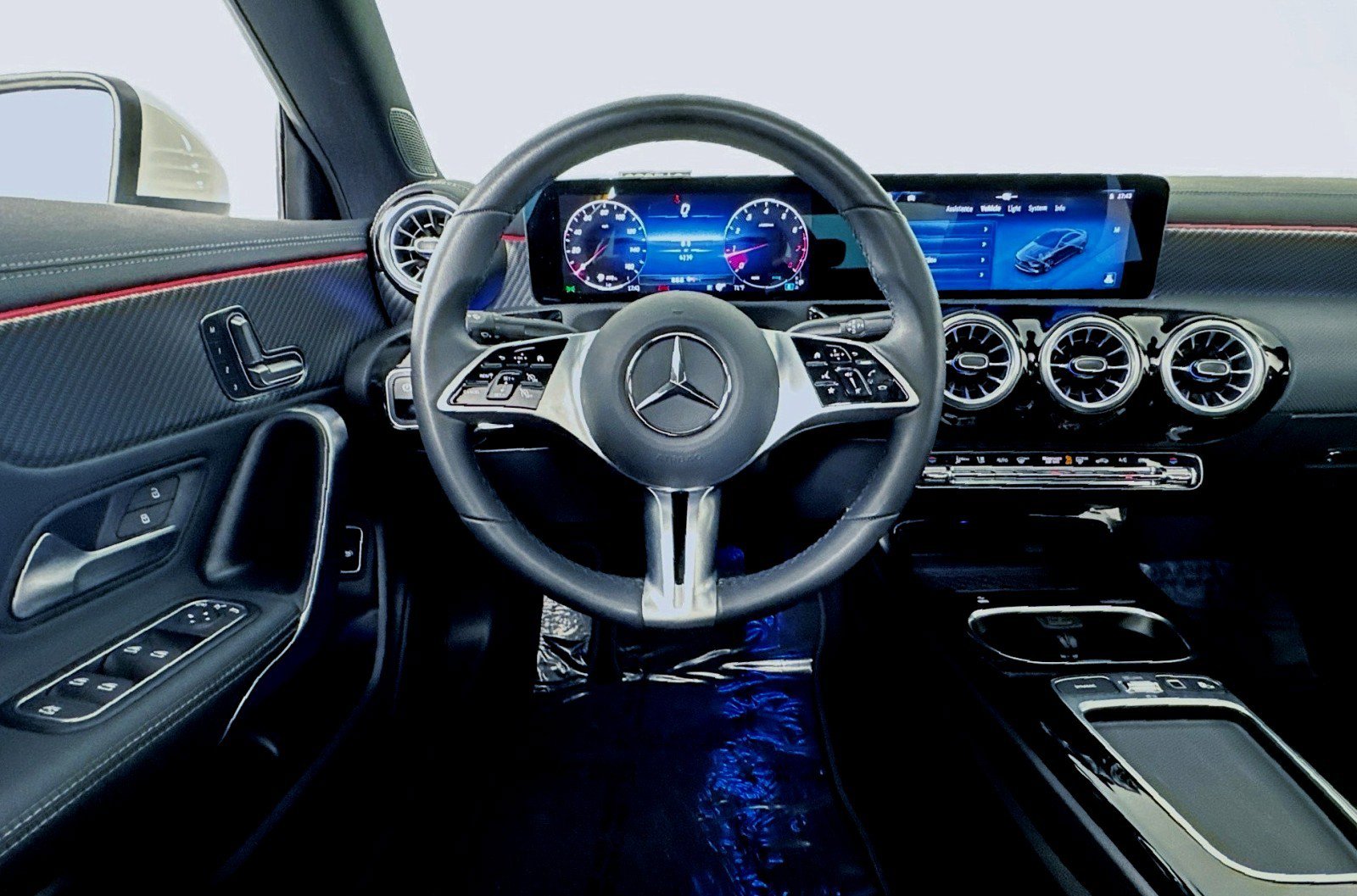 Certified 2025 Mercedes-Benz CLA 250 image 5