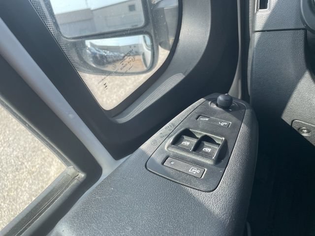Used 2025 RAM ProMaster 2500 w/ Convenience Group FWD image 24