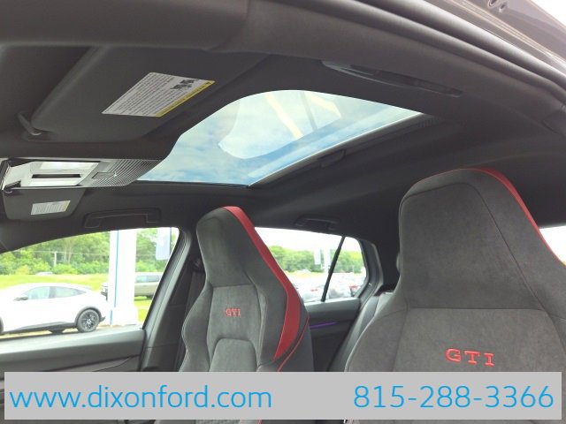 New 2025 Volkswagen GTI SE image 33