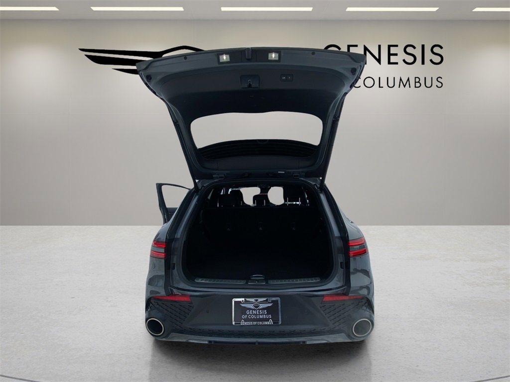 Used 2023 Genesis GV70 2.5T w/ Sport Prestige Package image 9