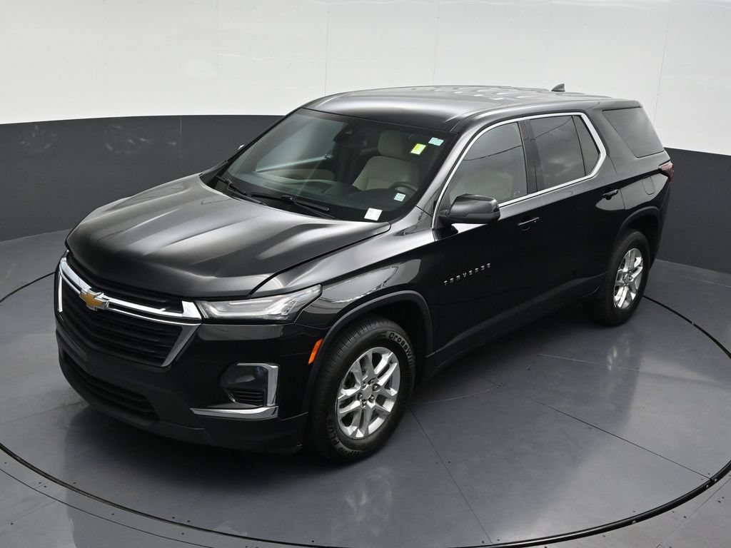 Used 2022 Chevrolet Traverse LS FWD image 13