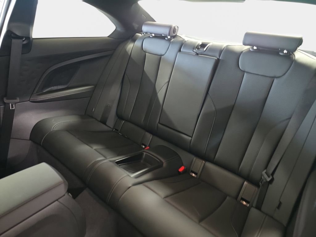 Used 2025 BMW 230i Coupe w/ Convenience Package RWD image 14