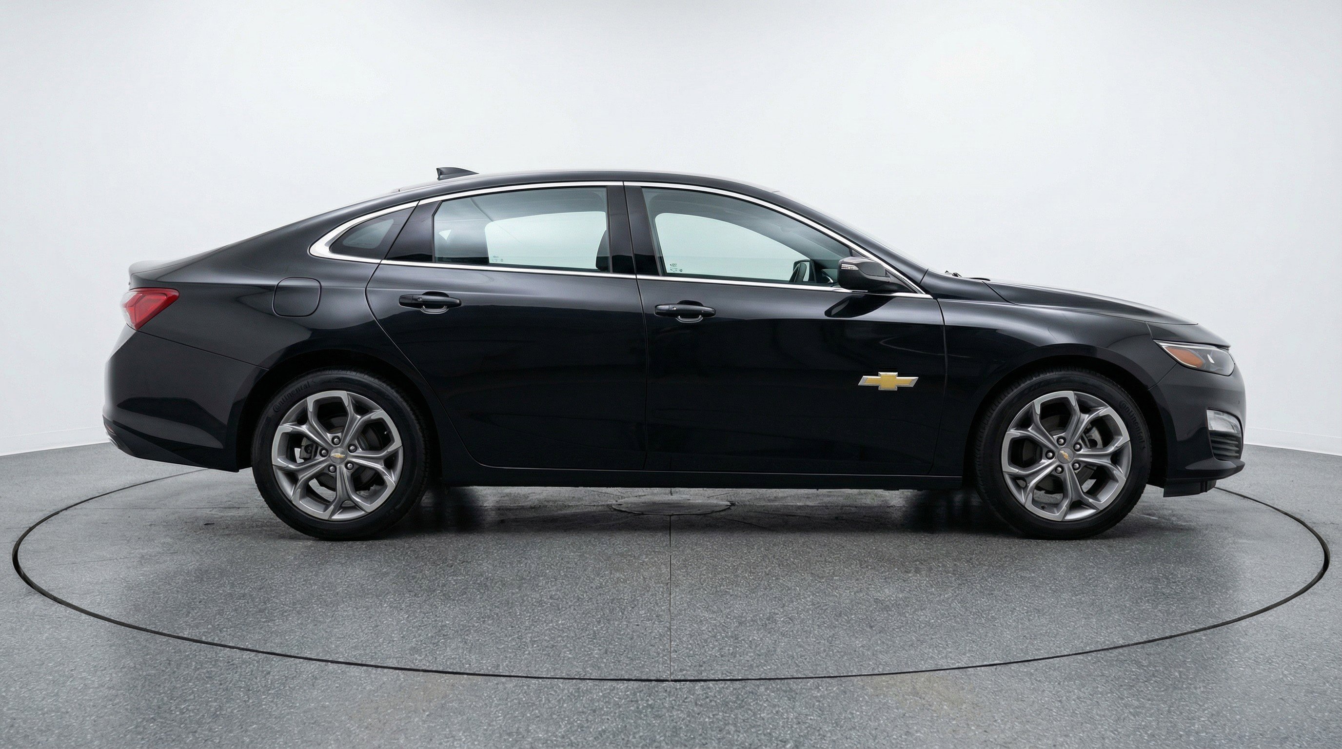 Used 2024 Chevrolet Malibu LT FWD image 11