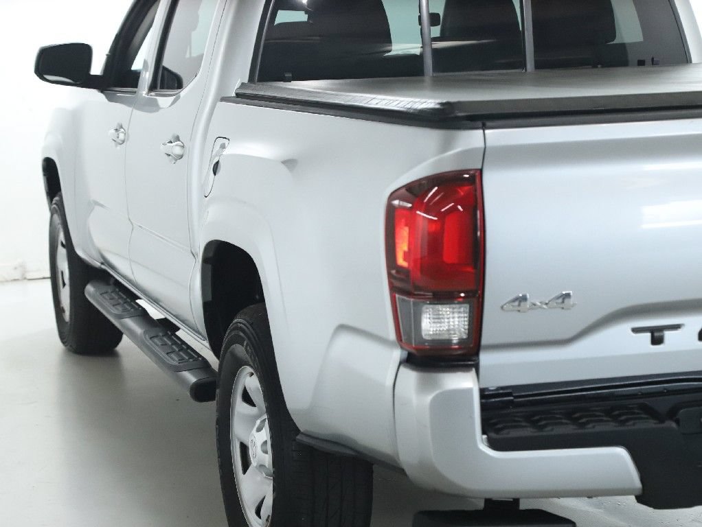 Used 2023 Toyota Tacoma SR AWD/4WD image 38