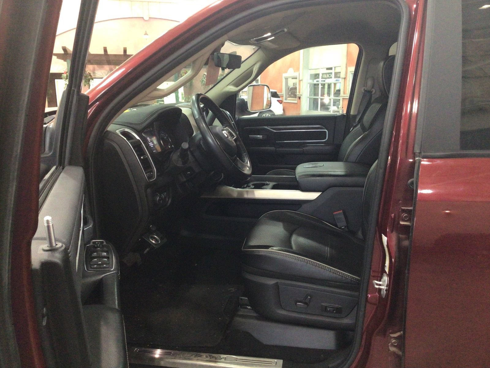 Used 2021 RAM 2500 Laramie w/ Safety Group AWD/4WD image 2