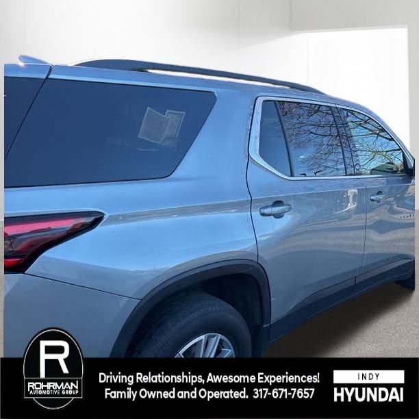 Used 2023 Chevrolet Traverse LT image 10