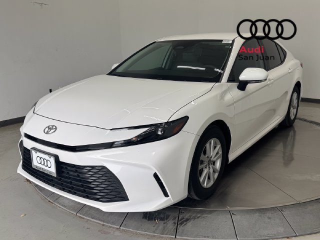 Used 2025 Toyota Camry LE FWD image 3