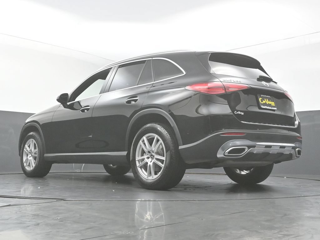Used 2023 Mercedes-Benz GLC 300 4MATIC w/ Exclusive Trim Package image 43