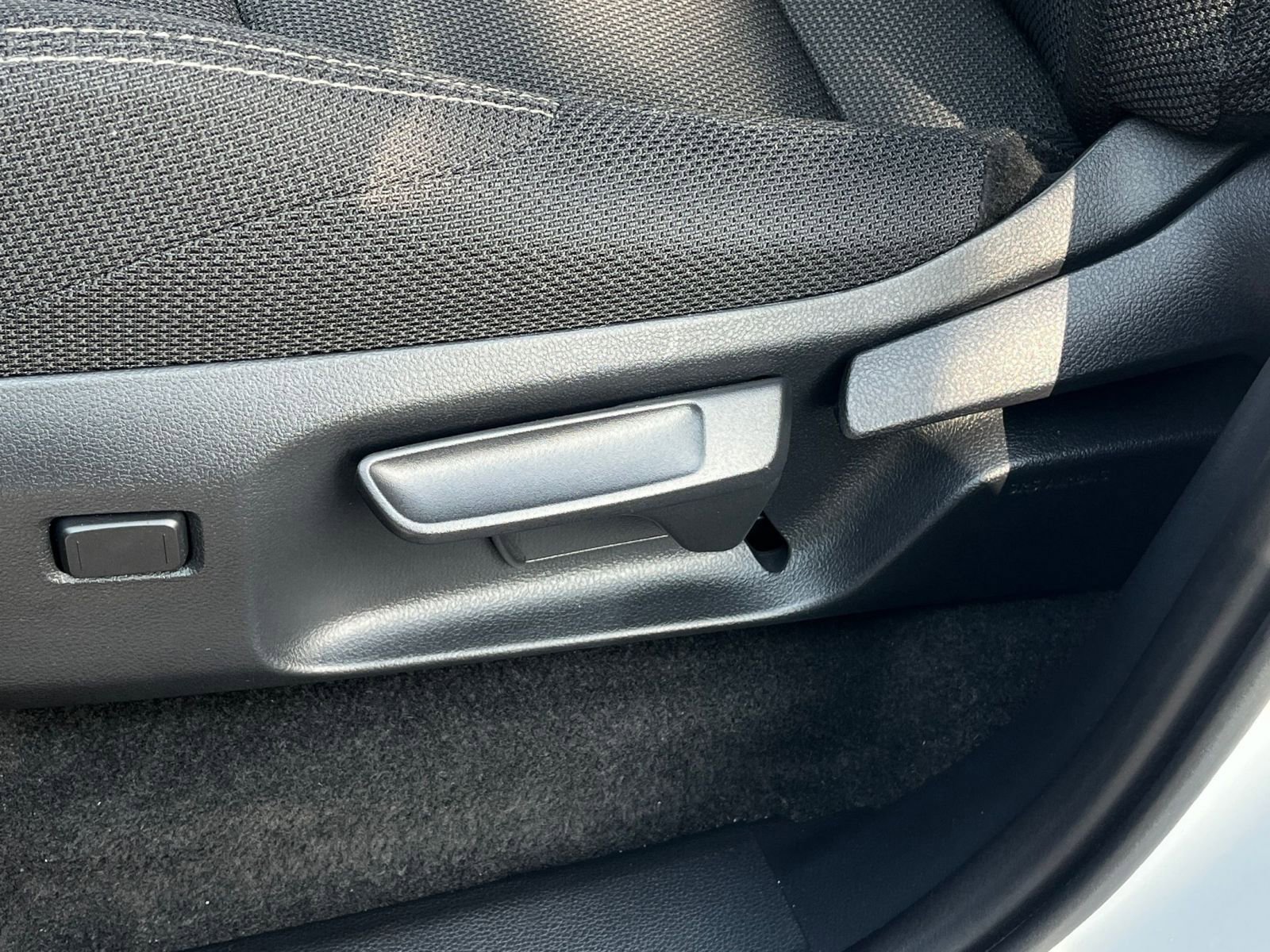 Used 2025 Toyota 4Runner SR5 image 23