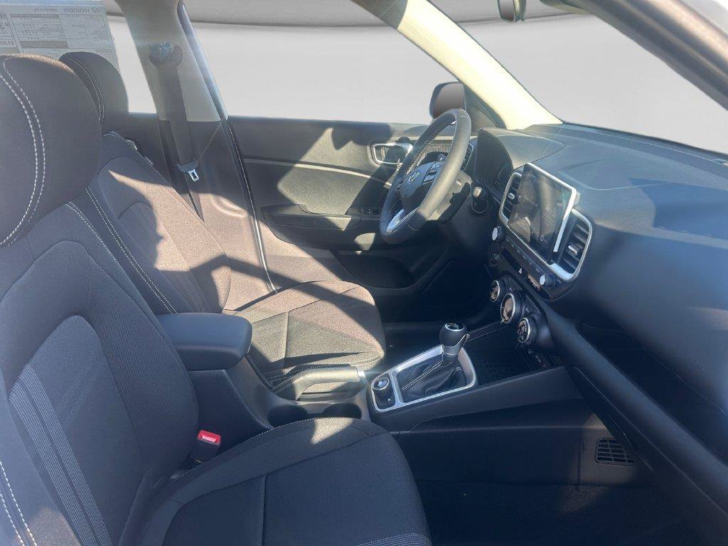 New 2026 Hyundai Venue SEL FWD image 22