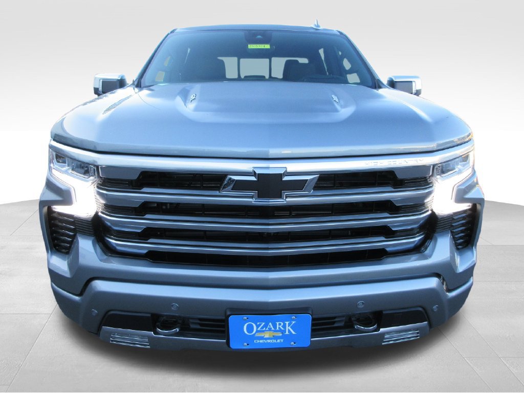 New 2026 Chevrolet Silverado 1500 High Country AWD/4WD image 9