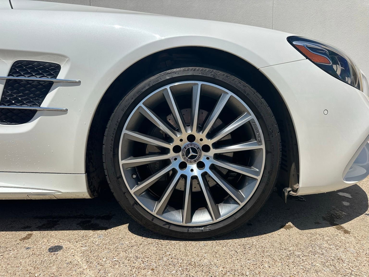 Used 2020 Mercedes-Benz SL 550 image 18