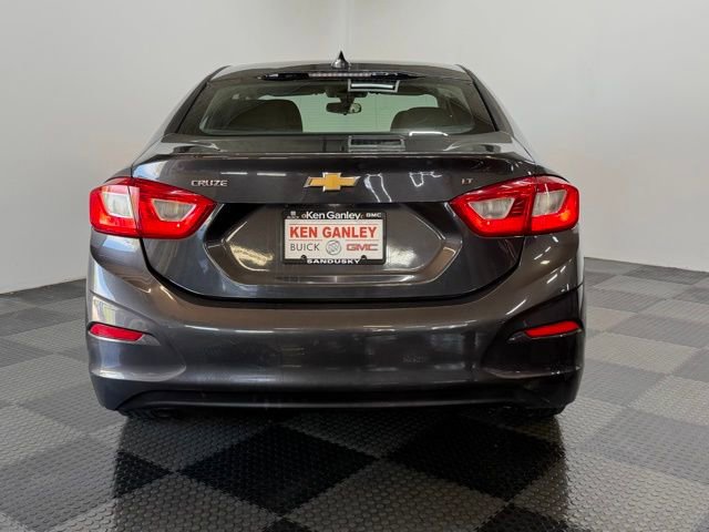 Used 2017 Chevrolet Cruze LT FWD image 7
