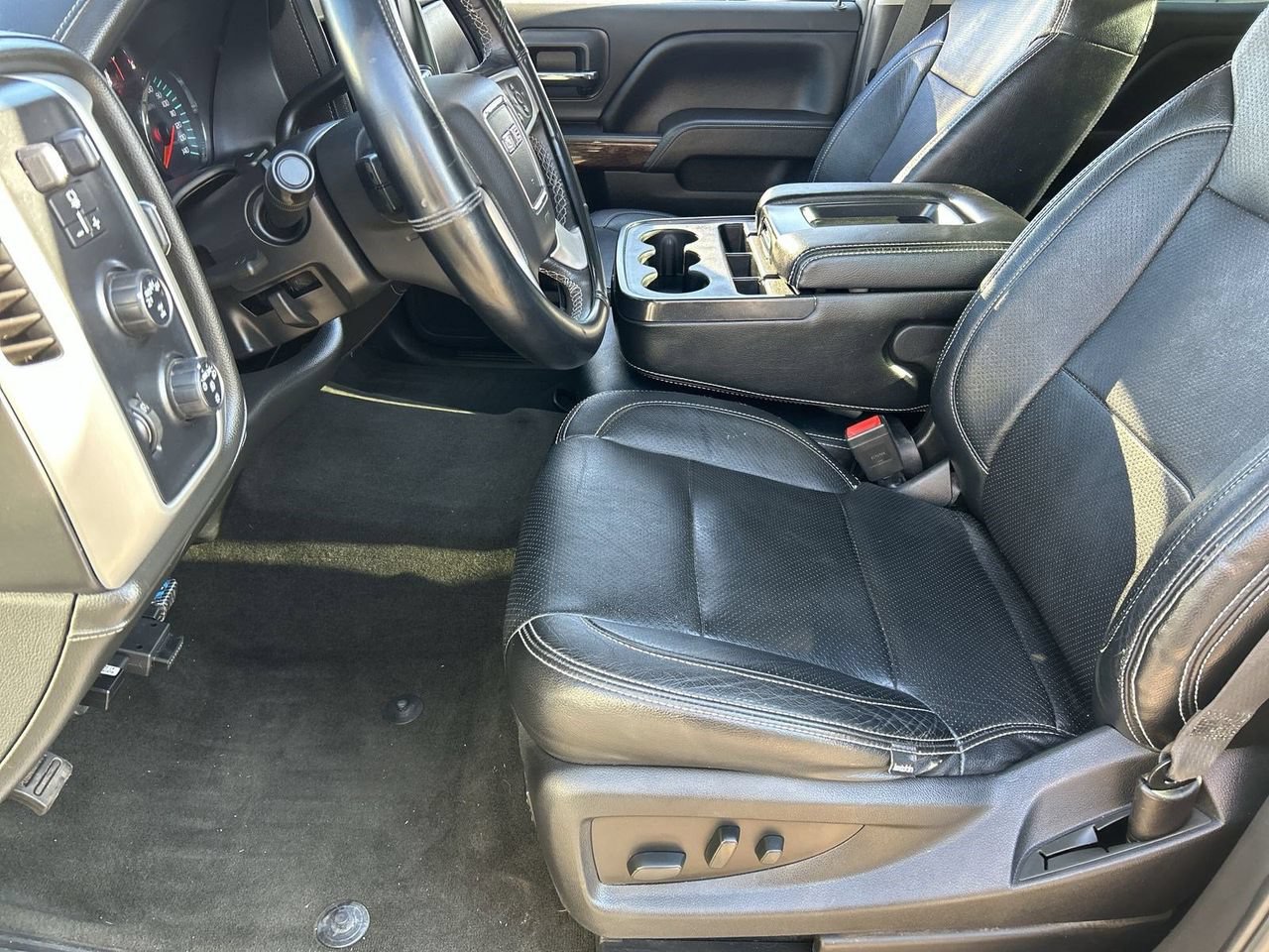 Used 2018 GMC Sierra 1500 SLE w/ SLE Value Package AWD/4WD image 17