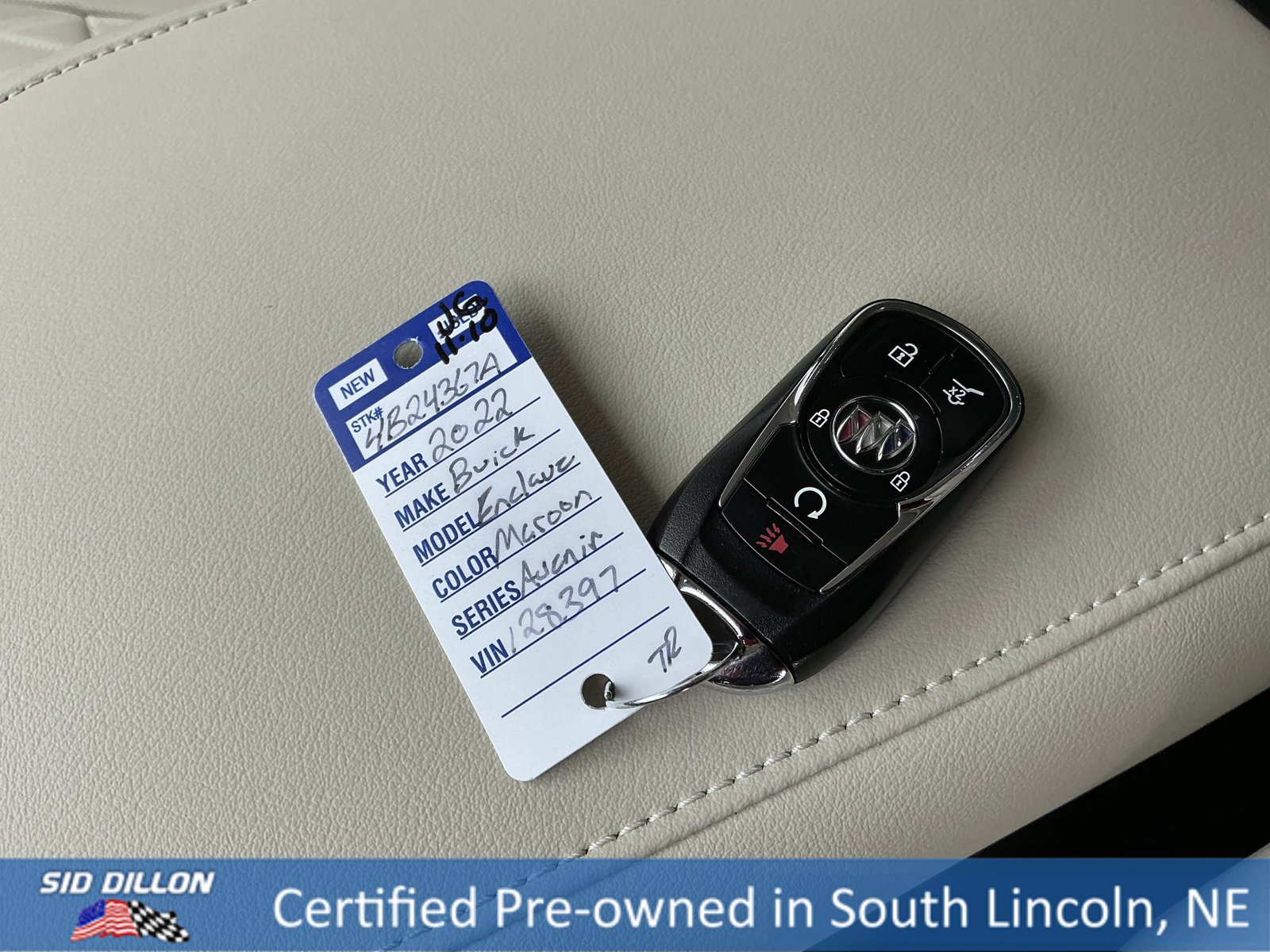 Used 2022 Buick Enclave Avenir w/ Avenir Technology Package image 8