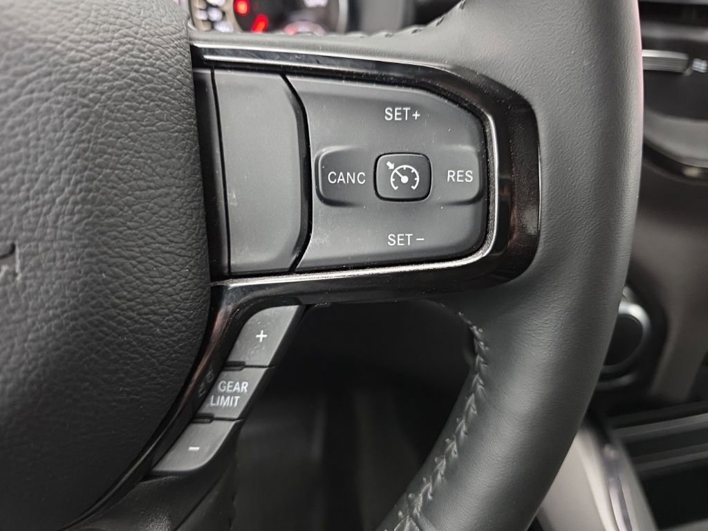 Used 2023 RAM 1500 Big Horn image 28