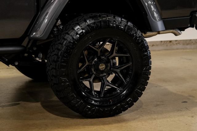 Used 2025 Jeep Gladiator Sport image 53