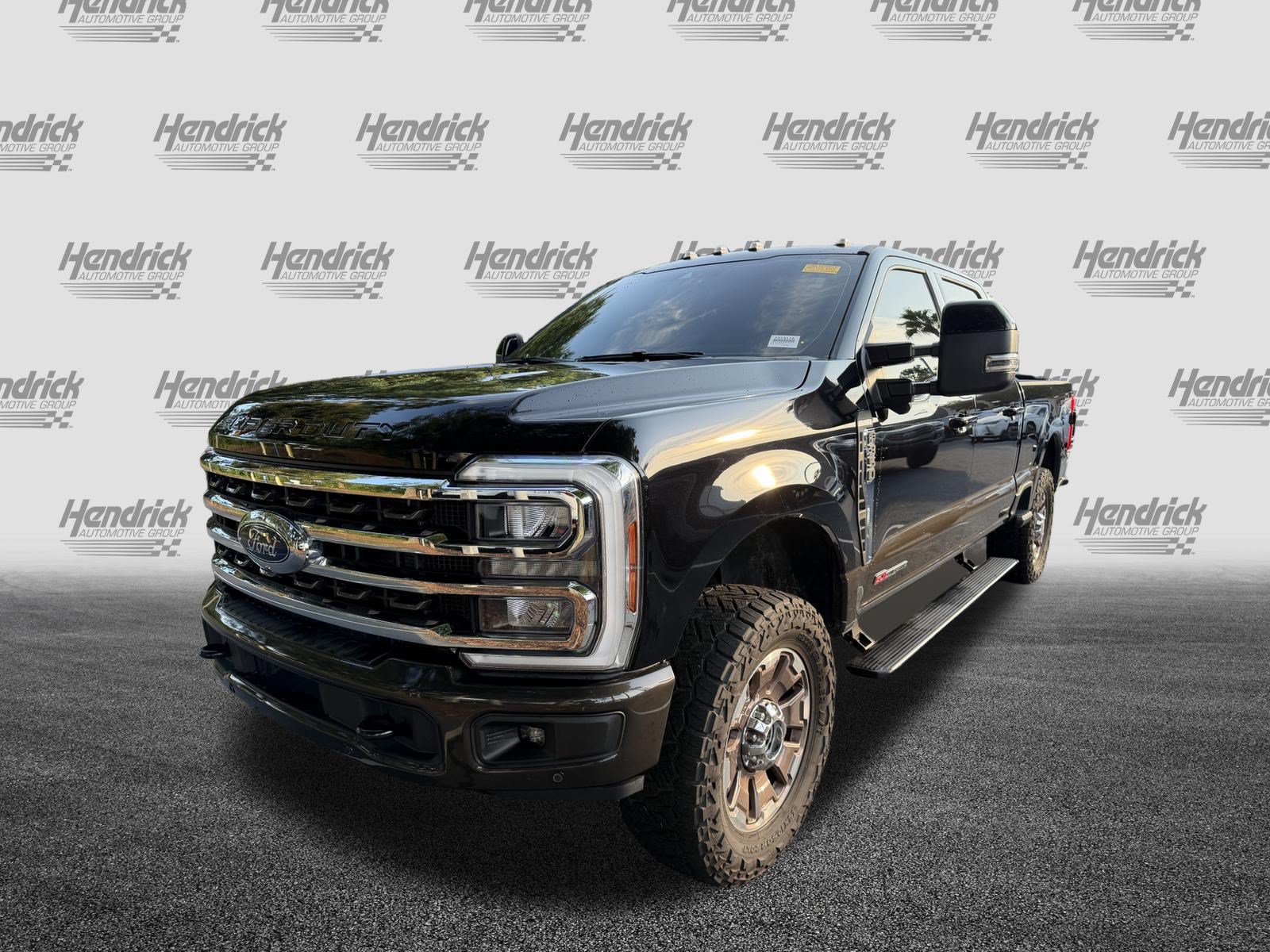 Used 2025 Ford F350 King Ranch w/ FX4 Off-Road Package AWD/4WD image 5