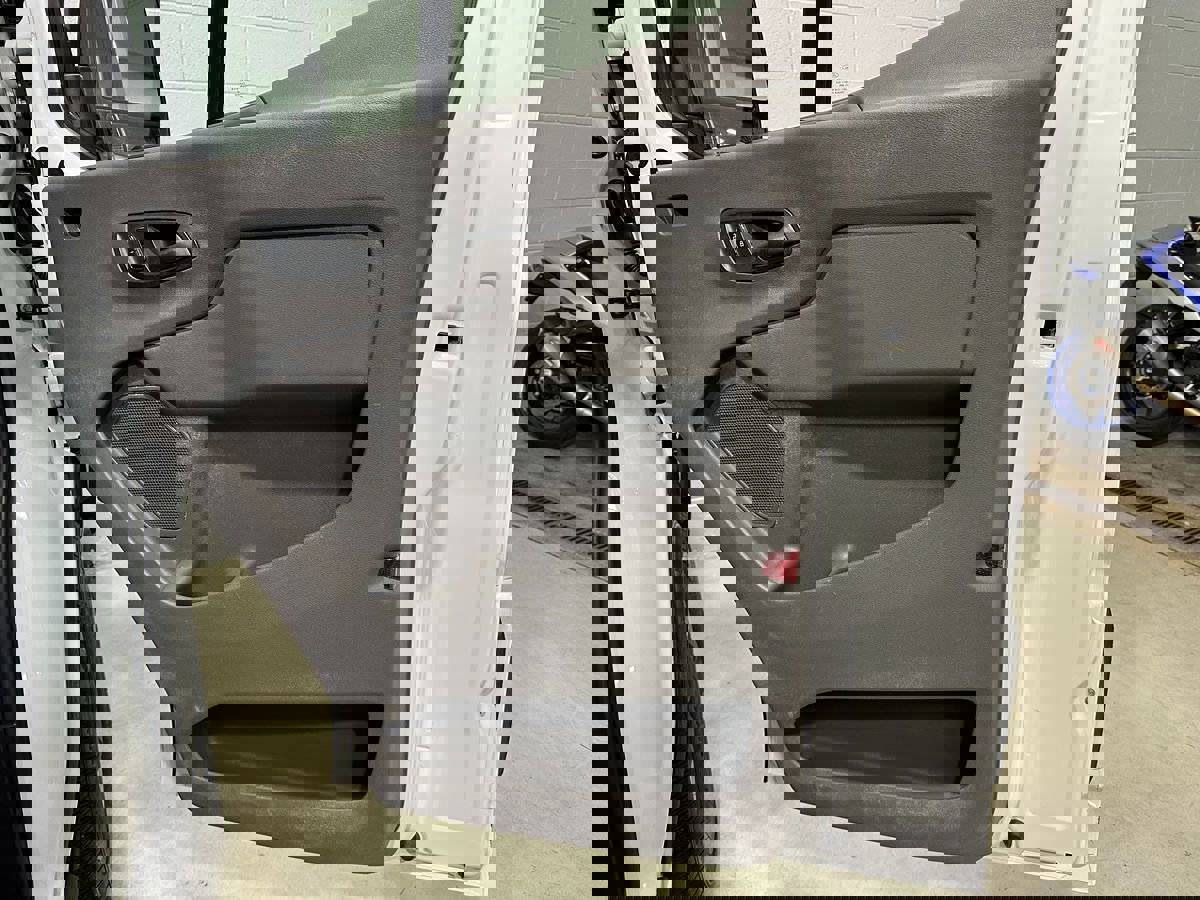 Used 2024 Ford Transit 250 148 High Roof image 12