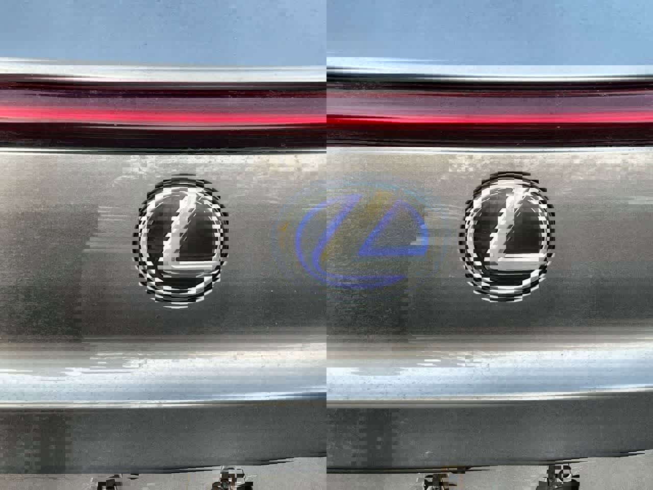 Used 2020 Lexus UX 250h w/ Premium Package image 41