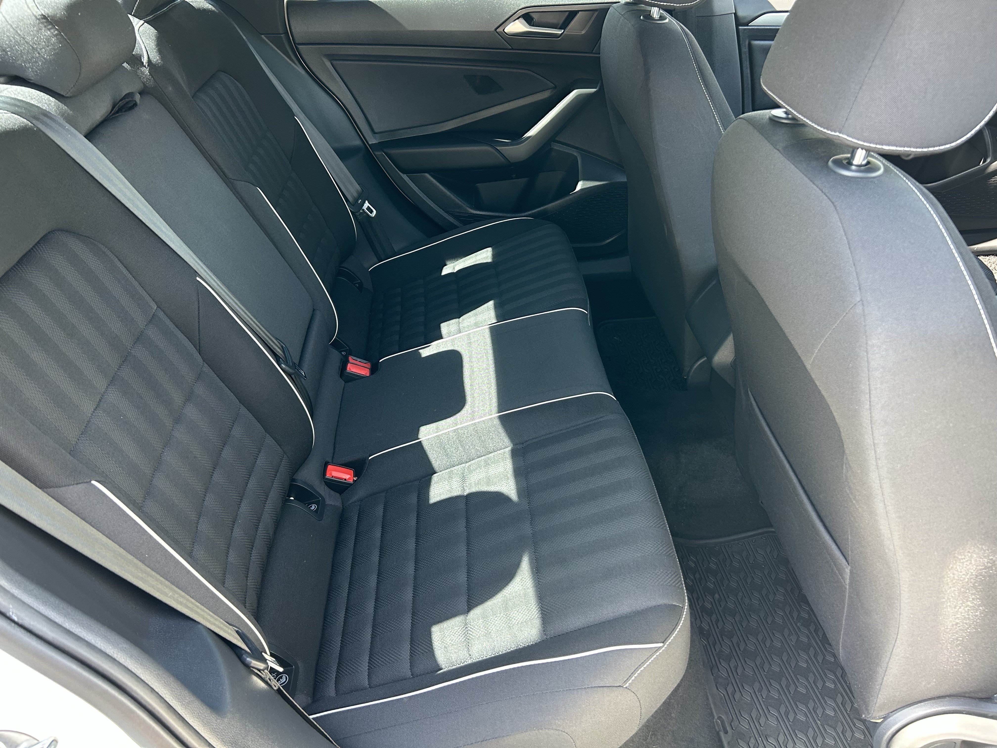 Certified 2022 Volkswagen Jetta Sport FWD image 11
