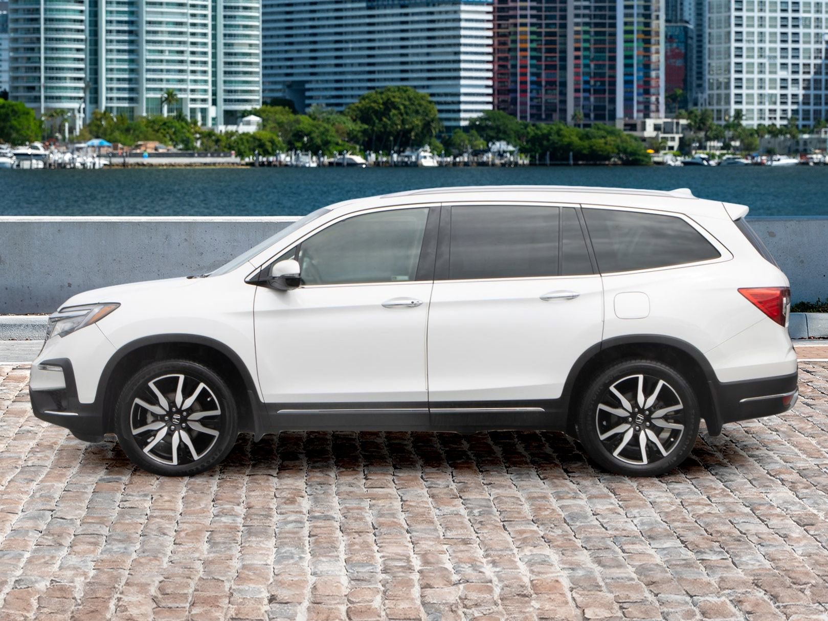 Used 2022 Honda Pilot Elite image 16