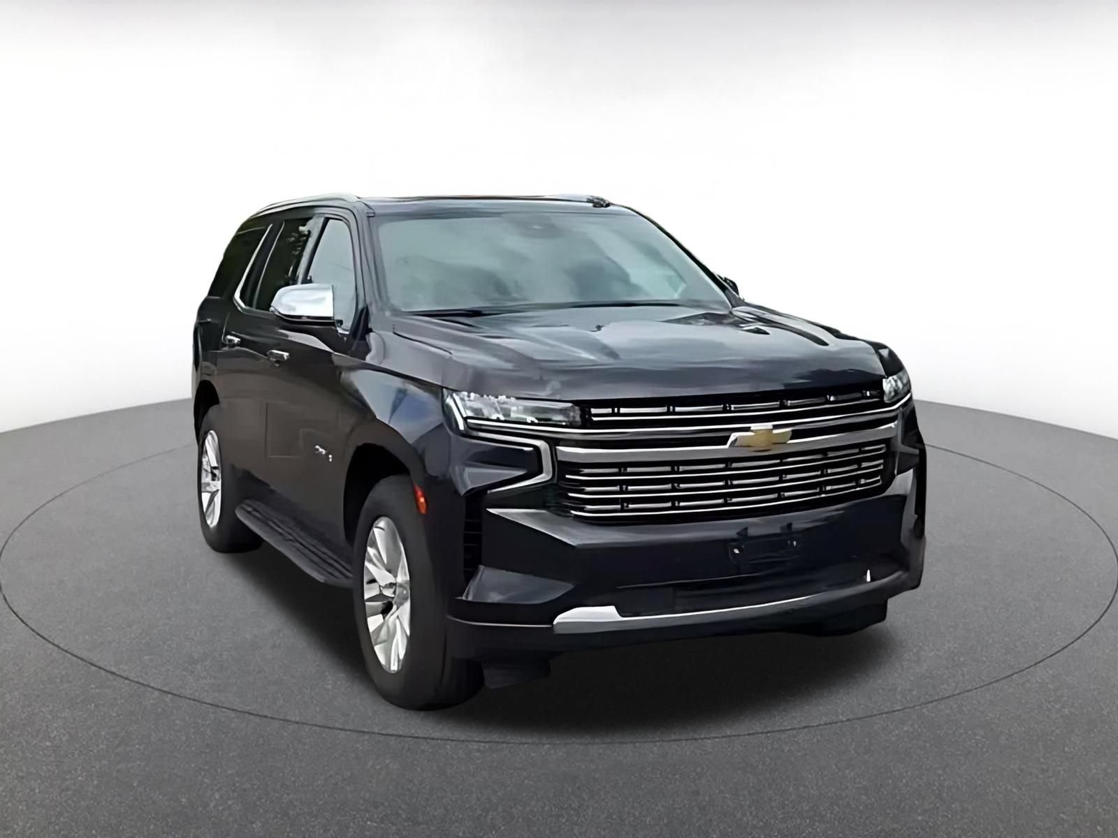 Used 2023 Chevrolet Tahoe Premier AWD/4WD image 3