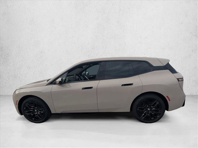 Used 2026 BMW iX xDrive45 w/ M Sport Package image 5