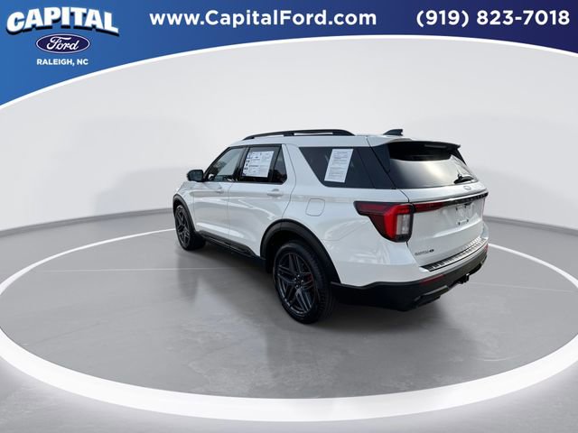 Certified 2025 Ford Explorer ST-Line w/ Premium Package AWD/4WD image 6