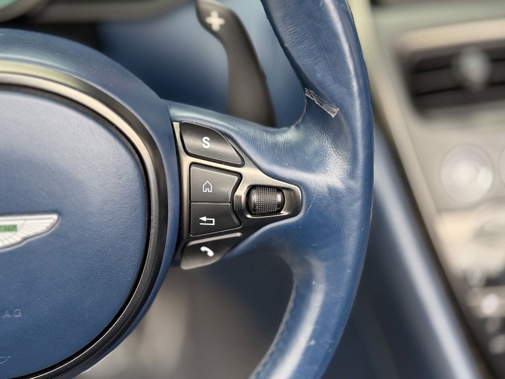 Used 2019 Aston Martin DB11 Volante image 48