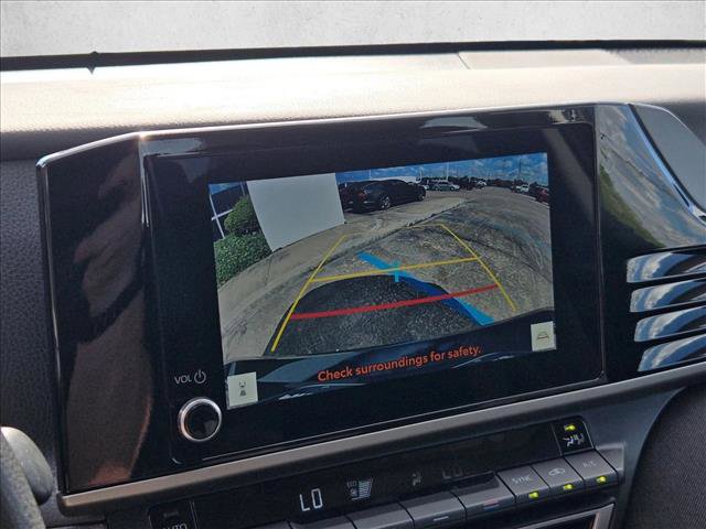 Used 2025 Toyota Camry LE FWD image 12