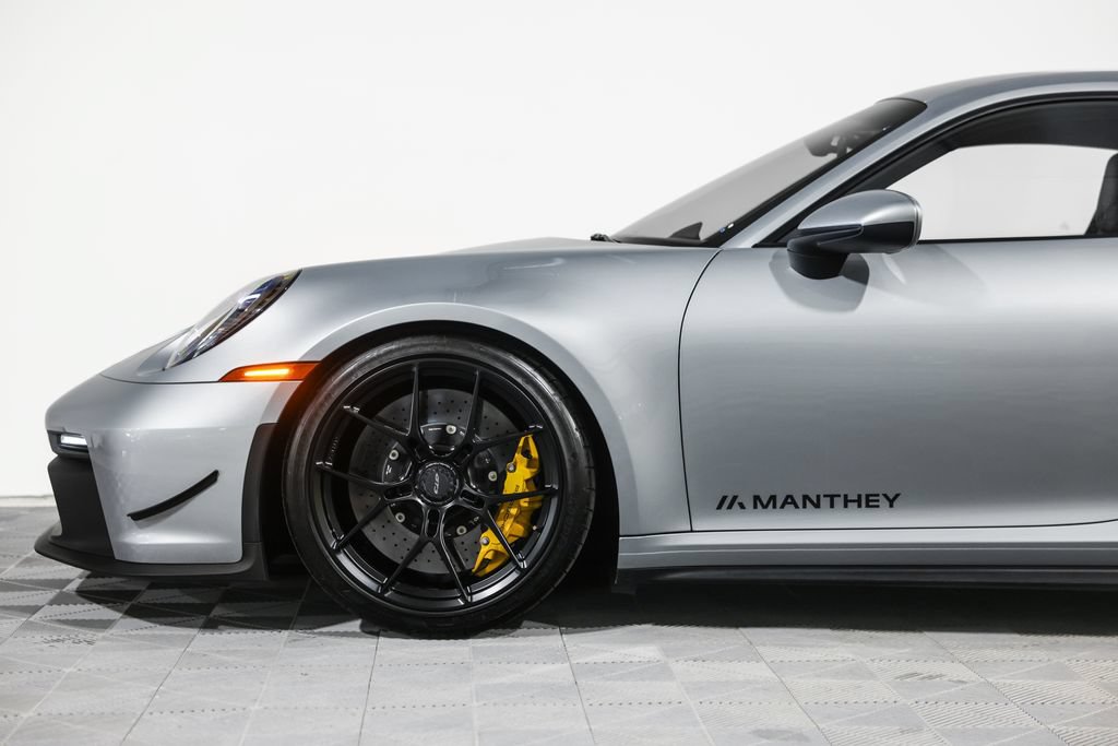 Used 2022 Porsche 911 GT3 RWD image 15