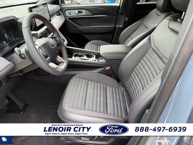 Used 2026 Ford Explorer ST-Line w/ ST-Line Street Pack image 10