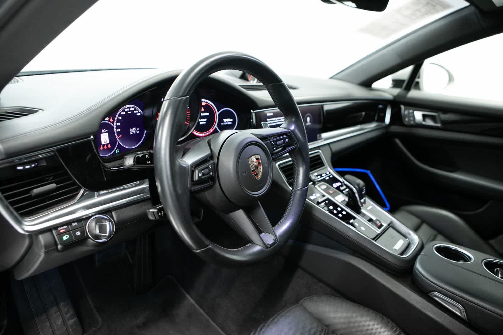 Certified 2023 Porsche Panamera RWD image 4