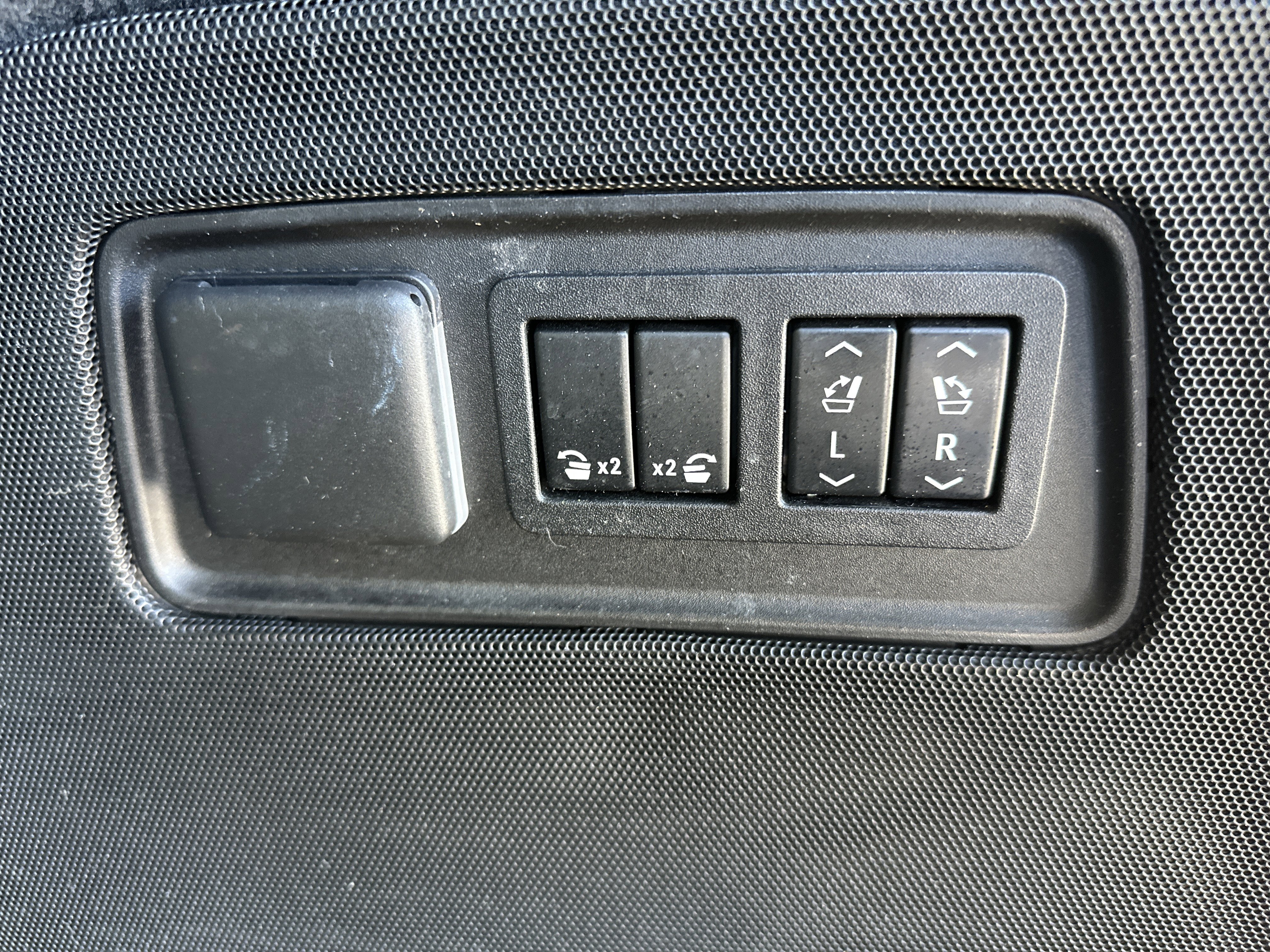 Used 2021 Cadillac Escalade Sport image 37