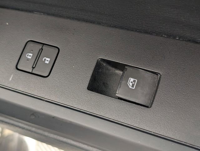 Used 2019 Toyota Tacoma SR w/ SR Convenience Package image 31