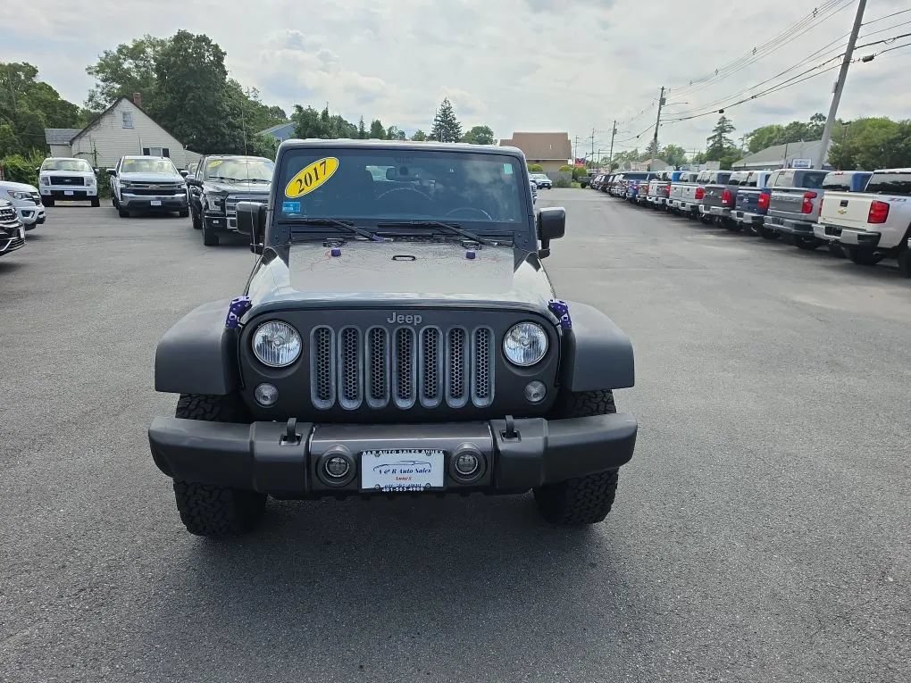 Used 2017 Jeep Wrangler Unlimited Sport AWD/4WD image 2