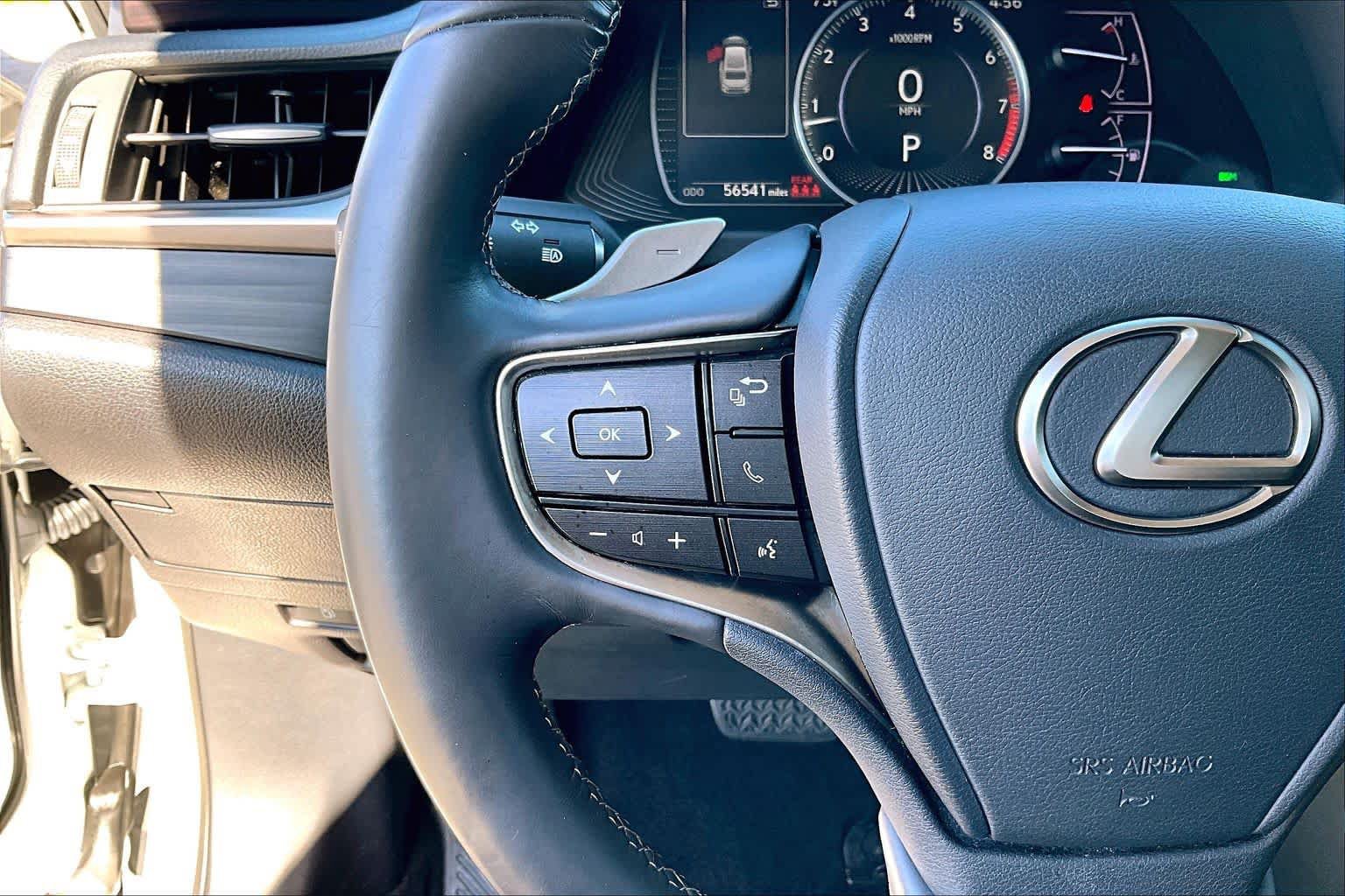 Used 2019 Lexus ES 350 w/ Premium Package FWD image 22