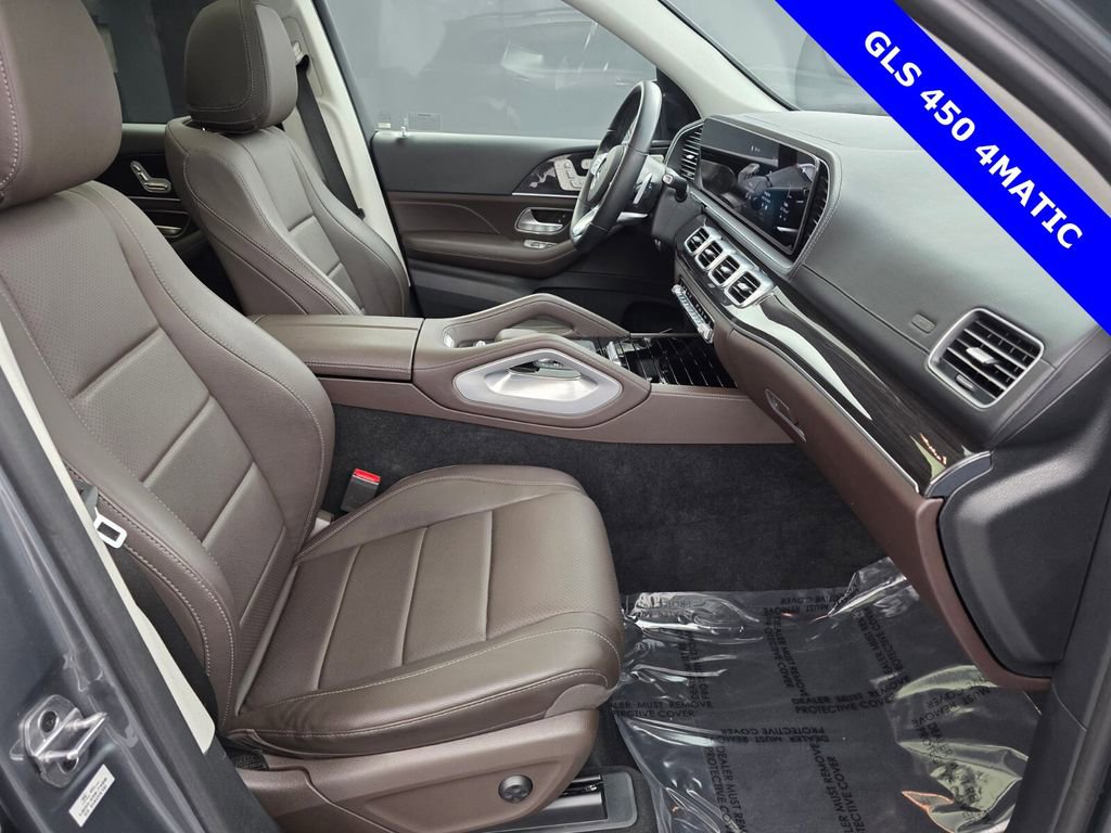 Used 2023 Mercedes-Benz GLS 450 4MATIC image 30