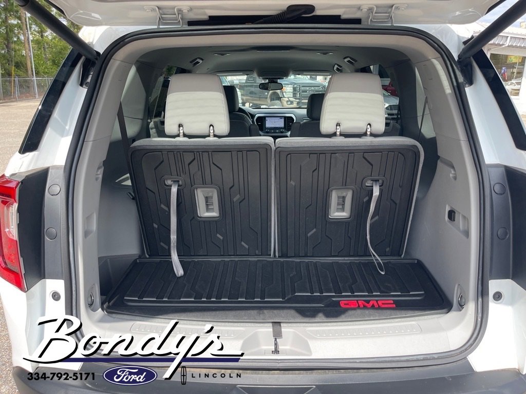 Used 2023 GMC Acadia SLT w/ Technology Package image 18