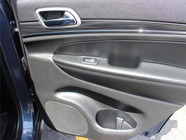 Used 2020 Jeep Grand Cherokee Limited w/ Trailer Tow Group IV image 39